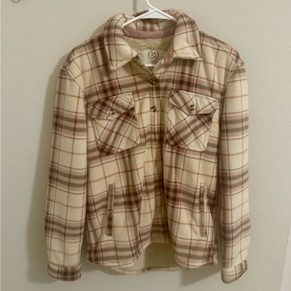 Stylish Plaid Utility Jacket in Cream and Brown